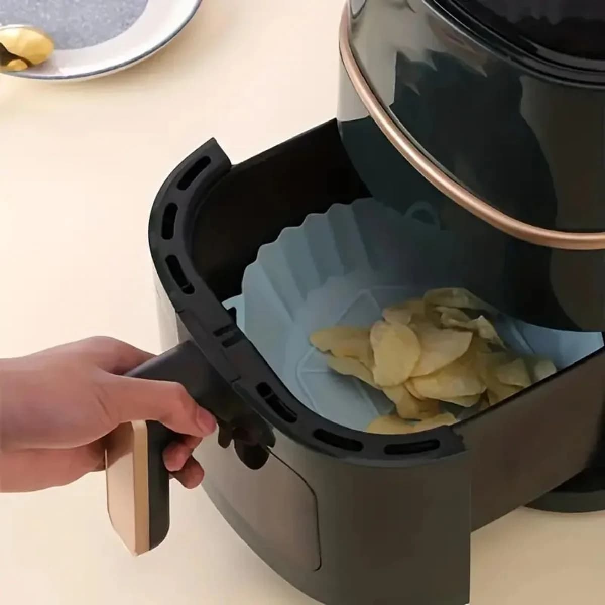 Vas din silicon reutilizabil pentru Air Fryer, antiaderent