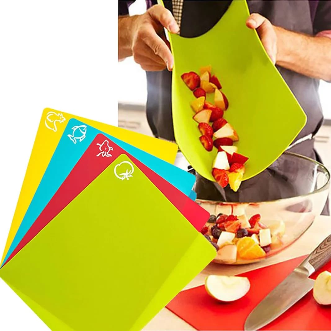 Set 4 tocătoare flexibile din plastic antiderapant cu pictograme pentru alimente